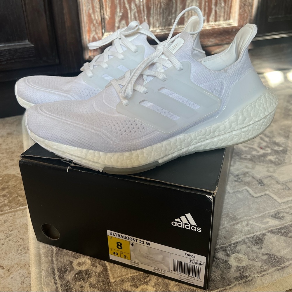 Fresh White Adidas Ultraboost 🤍